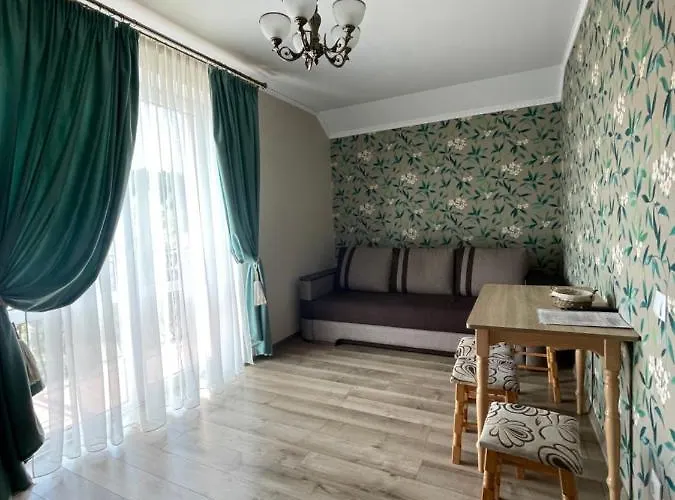 Triumph 3* Skhidnytsia