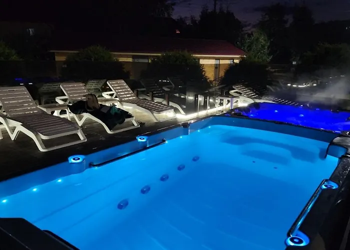 Triumph Apartahotel 3*