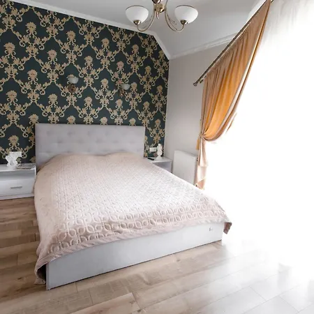 Triumph Aparthotel *